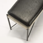 JULIAN Grey Fabric and Leather Bench - Modern upholstered bench with black metal frame. Dimensions: 132x33x48 cm.