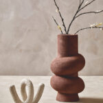 SORELLI Small White Loop Sculpture – Minimalist aluminum decor piece with a textured finish and elegant curved form for modern interiors.