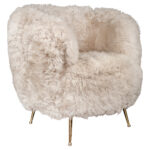 CARBANA Off-White New Zealand Sheepskin Armchair – A curved beige armchair upholstered in ultra-soft, hand-selected New Zealand sheepskin.