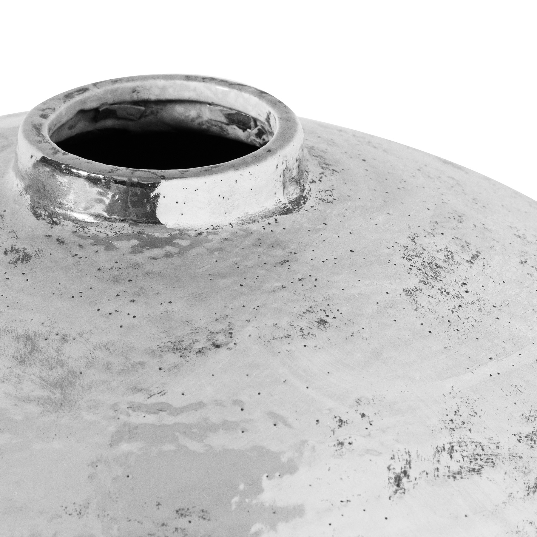 ASTRAL Hammered Silver Vase – Handcrafted Floor-Standing Silver Ceramic Vase with Hammered Metallic Finish