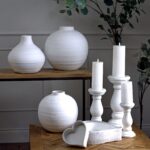 TIBER Matt White Ceramic Vase – minimalist round white ceramic vase with matte finish and textured surface, perfect for modern interiors.