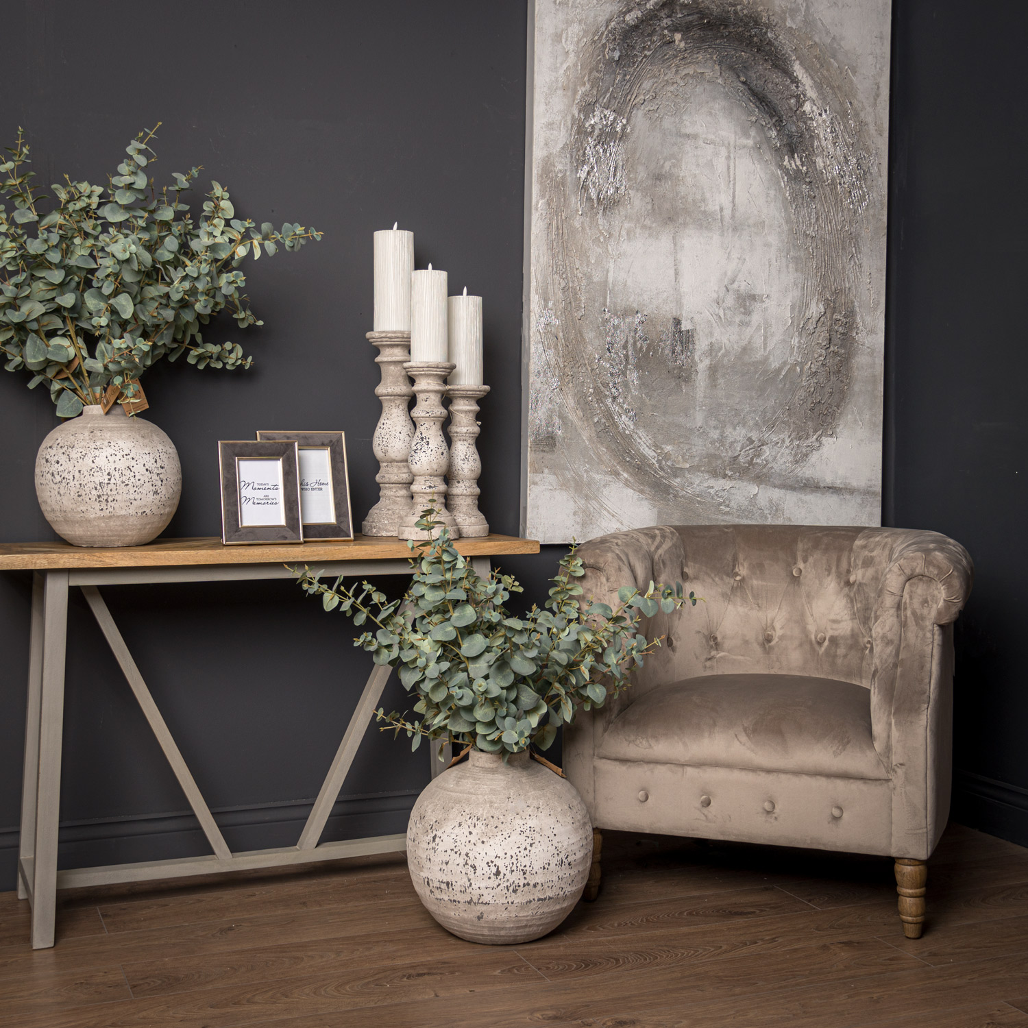 TIBER Large Stone Ceramic Vase – Premium stone ceramic vase with crackled finish, suitable for artificial or fresh flowers, ideal for modern or traditional interiors.
