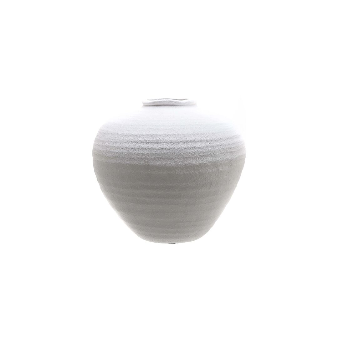 The REGOLA Matt White Ceramic Vase features a minimalist sculptural design and pure matte finish—ideal for both fresh and artificial arrangements in modern interiors.